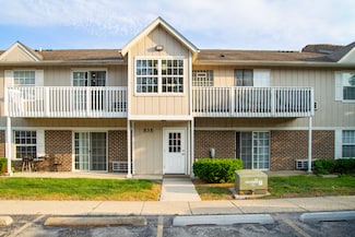 535 E Jefferson St Unit 2C, Bensenville, IL 60106