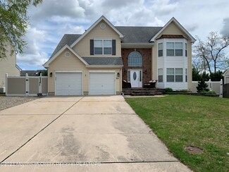 143 Barracuda Rd, Manahawkin, NJ 08050
