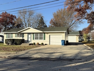 419 Ferris St, Dixon, IL 61021