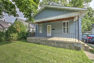 1645 E Wood St, Decatur, IL 62521