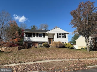 916 Edgemoor Rd, Cherry Hill, NJ 08034