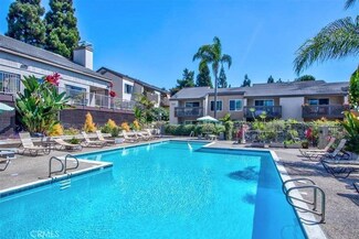 8512 Via Mallorca Unit D, La Jolla, CA 92037