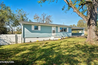 314 Spencer Dr, Harriman, TN 37748