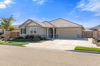 7634 Path Dr, Hughson, CA 95326