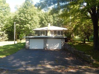 8866 Lovers Ln, Argonne, WI 54511