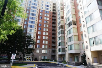 2726 Gallows Rd Unit 604, Vienna, VA 22180