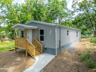 417 Cain Ave, Morristown, TN 37813