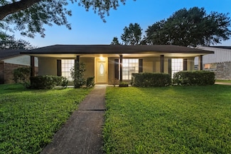 10307 Sageplum Dr, Houston, TX 77089