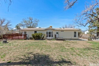 15015 Kivett Ln, Reno, NV 89521