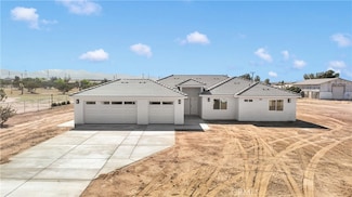 8698 Oakwood Ave, Hesperia, CA 92345