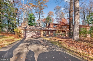 3204 Fox Mill Rd, Oakton, VA 22124