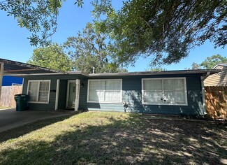 2315 Thomas Ave, Pasadena, TX 77506