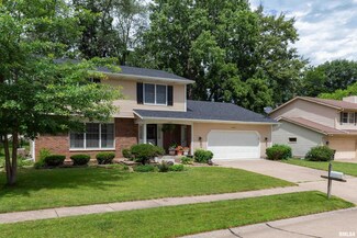 3607 75th St, Moline, IL 61265