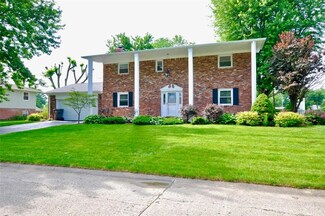 227 Narcissus Dr, Indianapolis, IN 46227