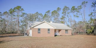 1775 Pine Bluff Rd, Perry, FL 32348