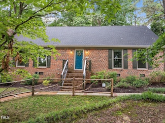 6925 Valley Lake Dr, Raleigh, NC 27612