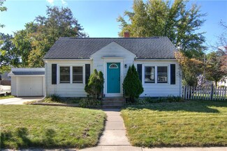 2044 12th St, Eau Claire, WI 54703