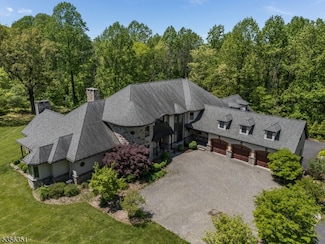 152 White Bridge Rd, Pittstown, NJ 08867
