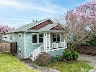 5022 35th Ave NE, Seattle, WA 98105