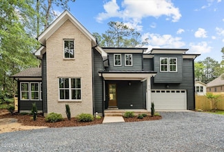 575 E Morganton Rd, Southern Pines, NC 28387