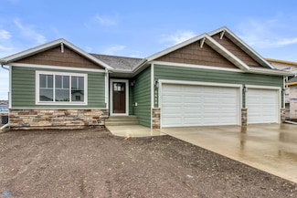 1474 66th Ave S, Fargo, ND 58104