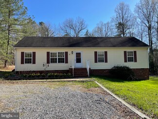 4402 C Rd, Ruther Glen, VA 22546