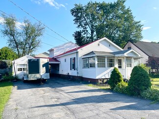 15 E Tremont St, Glens Falls, NY 12801
