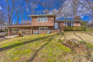 1626 Ridge Ave, Florence, AL 35630