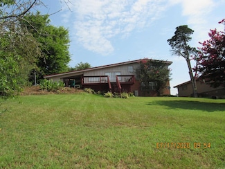 104 Cedarcrest Dr, Morrilton, AR 72110