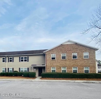 238 Cordell Cir, Jacksonville, NC 28540