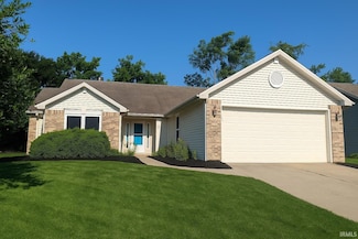 2220 Bobolink Dr, West Lafayette, IN 47906