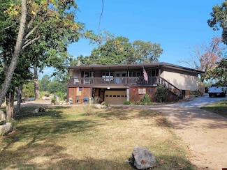 310 W Green Valley Dr, Horseshoe Bend, AR 72512