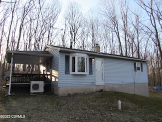 127 White Oak Dr, Hunlock Township, PA 18621