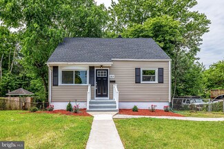 149 Lambert Dr, Manassas Park, VA 20111