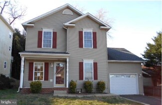6178 5th St, King George, VA 22485