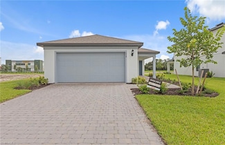 608 Lakeside Oasis Ave, Lehigh Acres, FL 33936