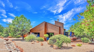 75 Santa Barbara Dr, Sedona, AZ 86336