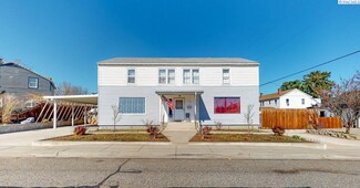 706 Torbett St, Richland, WA 99354