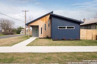 1603 N Center, San Antonio, TX 78202