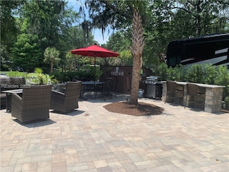 133 Arrow Rd, Hilton Head Island, SC 29928