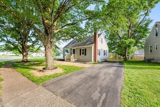 961 Davis Ave, Newark, OH 43055