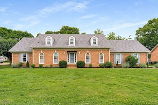231 Connie Dr, Hendersonville, TN 37075