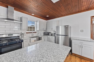 7623 Avenue E, Houston, TX 77012