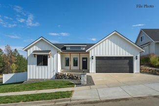 146 Legacy Way, Nine Mile Falls, WA 99026