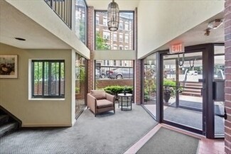 1600 Massachusetts Ave Unit 303, Cambridge, MA 02138