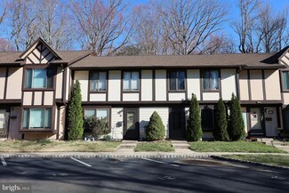 11 Sycamore Ct, Lumberton, NJ 08048