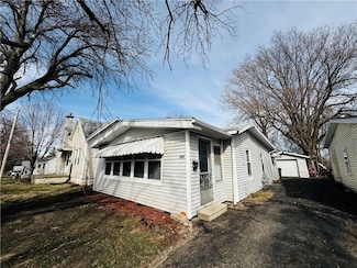 2148 N Graceland Ave, Decatur, IL 62526