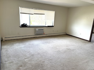 39 Washington St Unit 302, Bristol, CT 06010