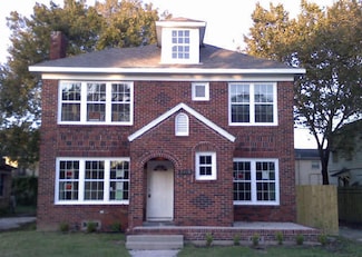 2915 Arbor St Unit B, Houston, TX 77004