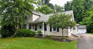 13674 W Spring St, Burton, OH 44021